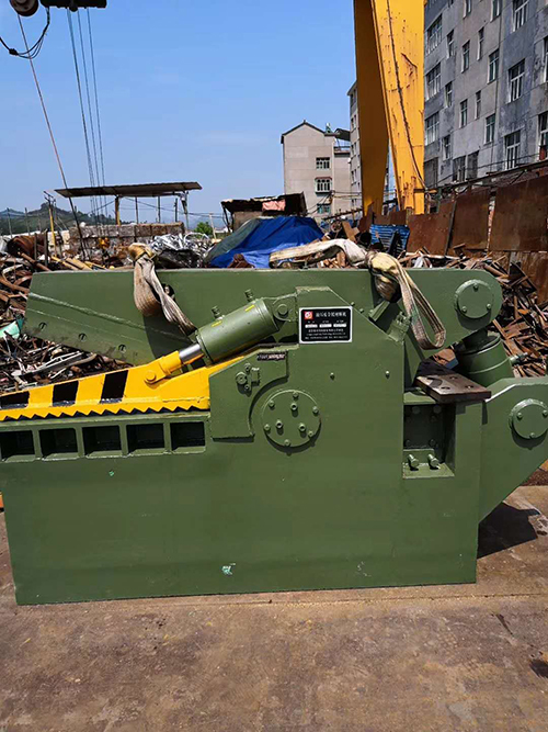 Q43-2000鱷魚剪客戶現(xiàn)場.jpg